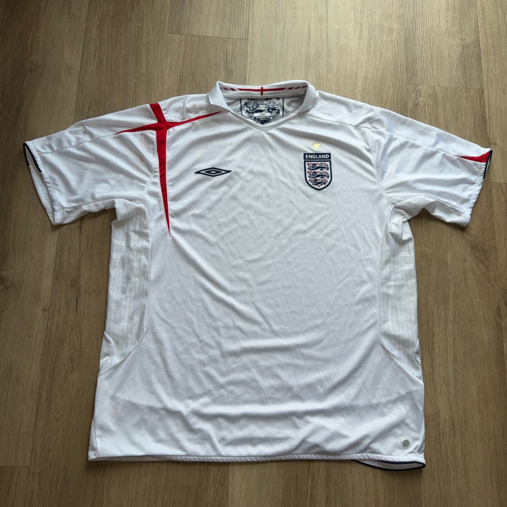 UMBRO XSTATIC ENGLAND SOCCER JERSEY